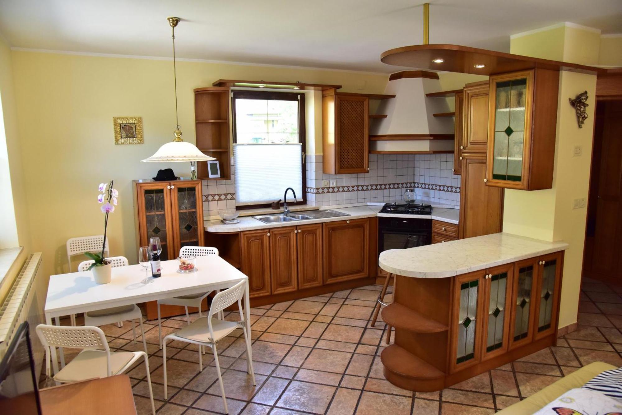 Apartment Jang Tolmin Luaran gambar
